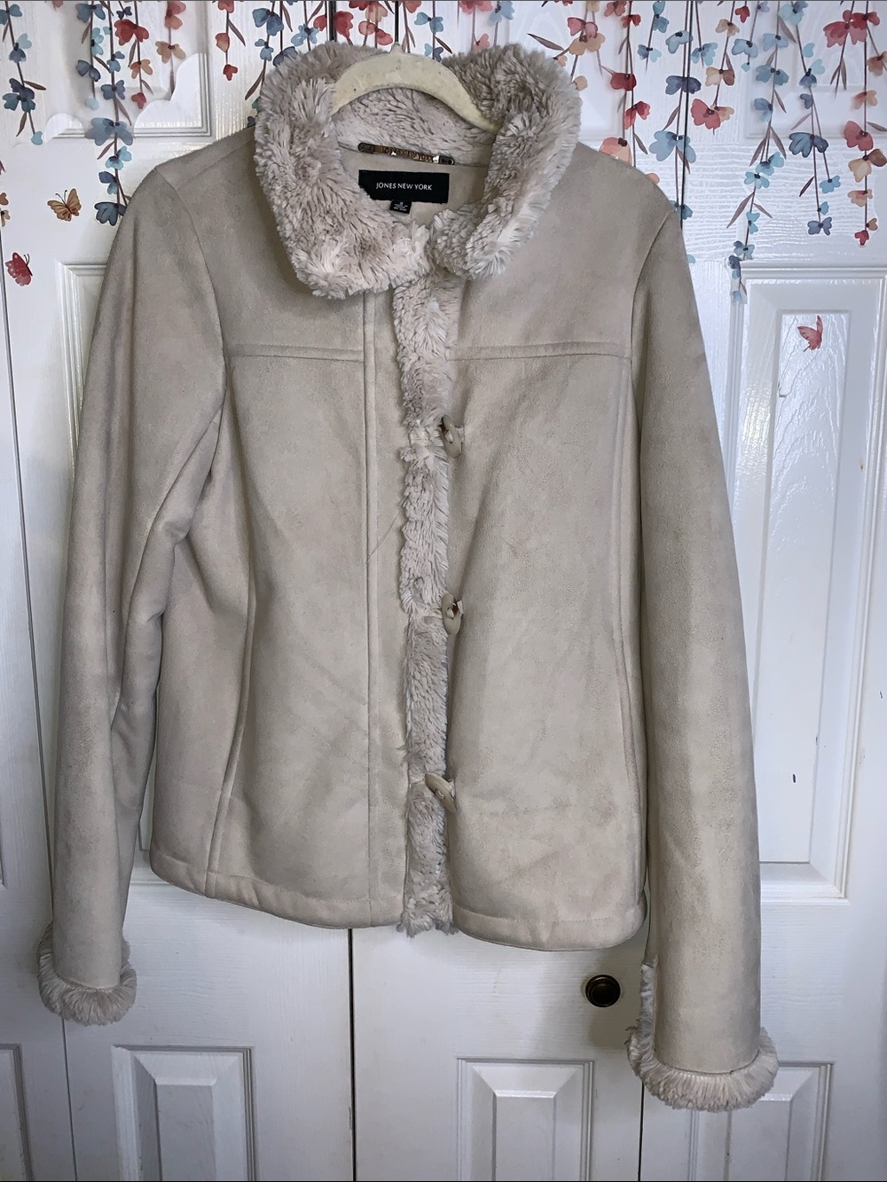 Jones New York Beige/Cream Faux Shearling Teddy Jacket